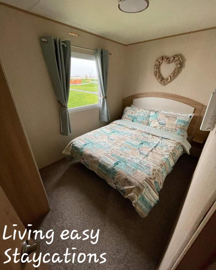 Living Easy Staycations At Tattershall Lakes Exterior photo